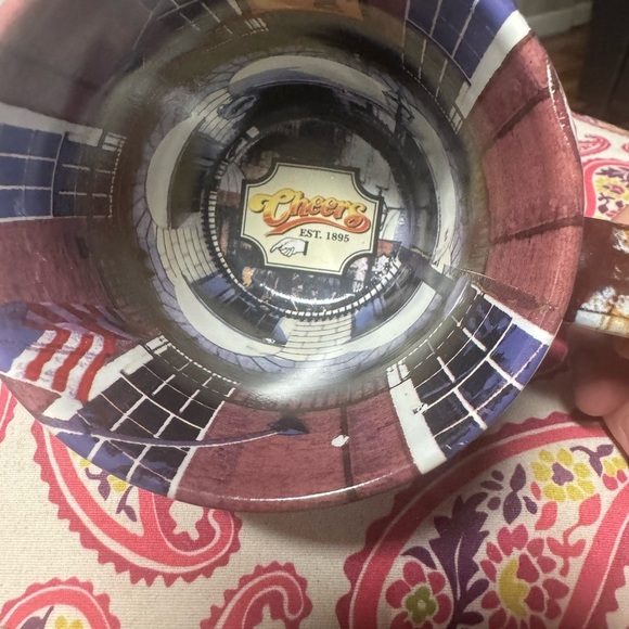 Vintage Cheers Mug - Picture 2 of 3